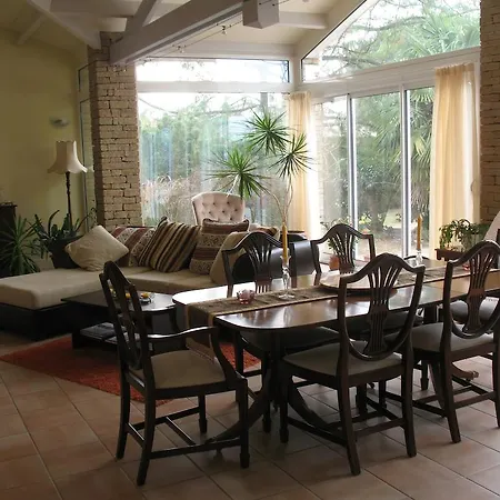 D'hotes Le Murier 4*